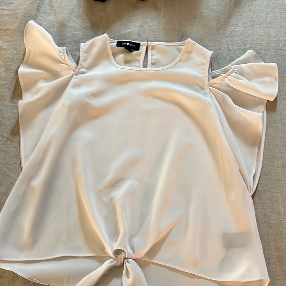 White ruffle sleeve top